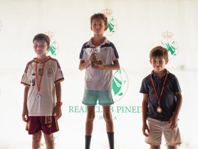 Pódium Benjamín masculino